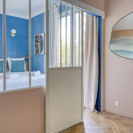 2 Pereire Arc De Triomphe Iii Apartment